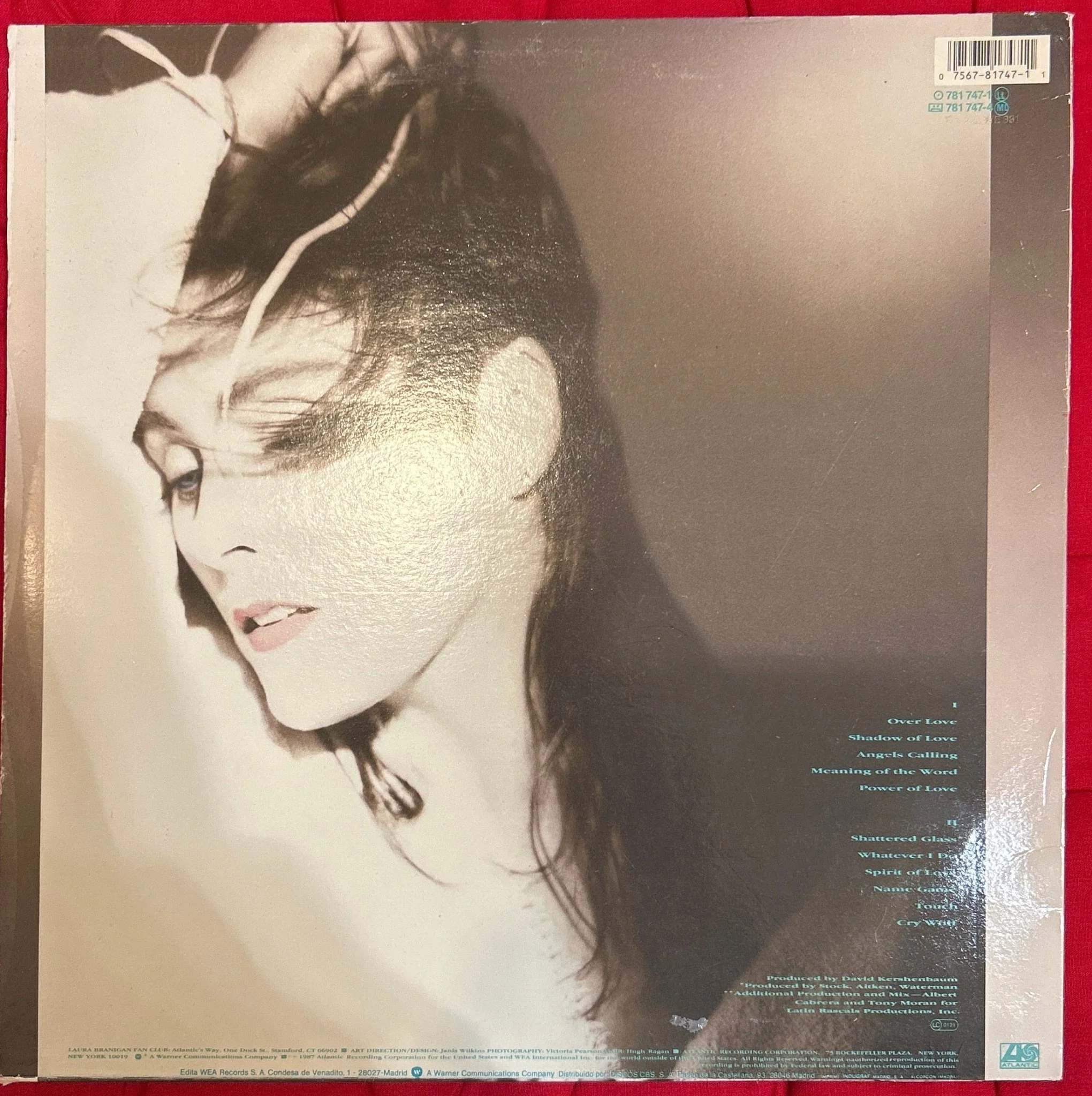 LP Laura Branigan ‎– Touch 2ª Mano - Image 2