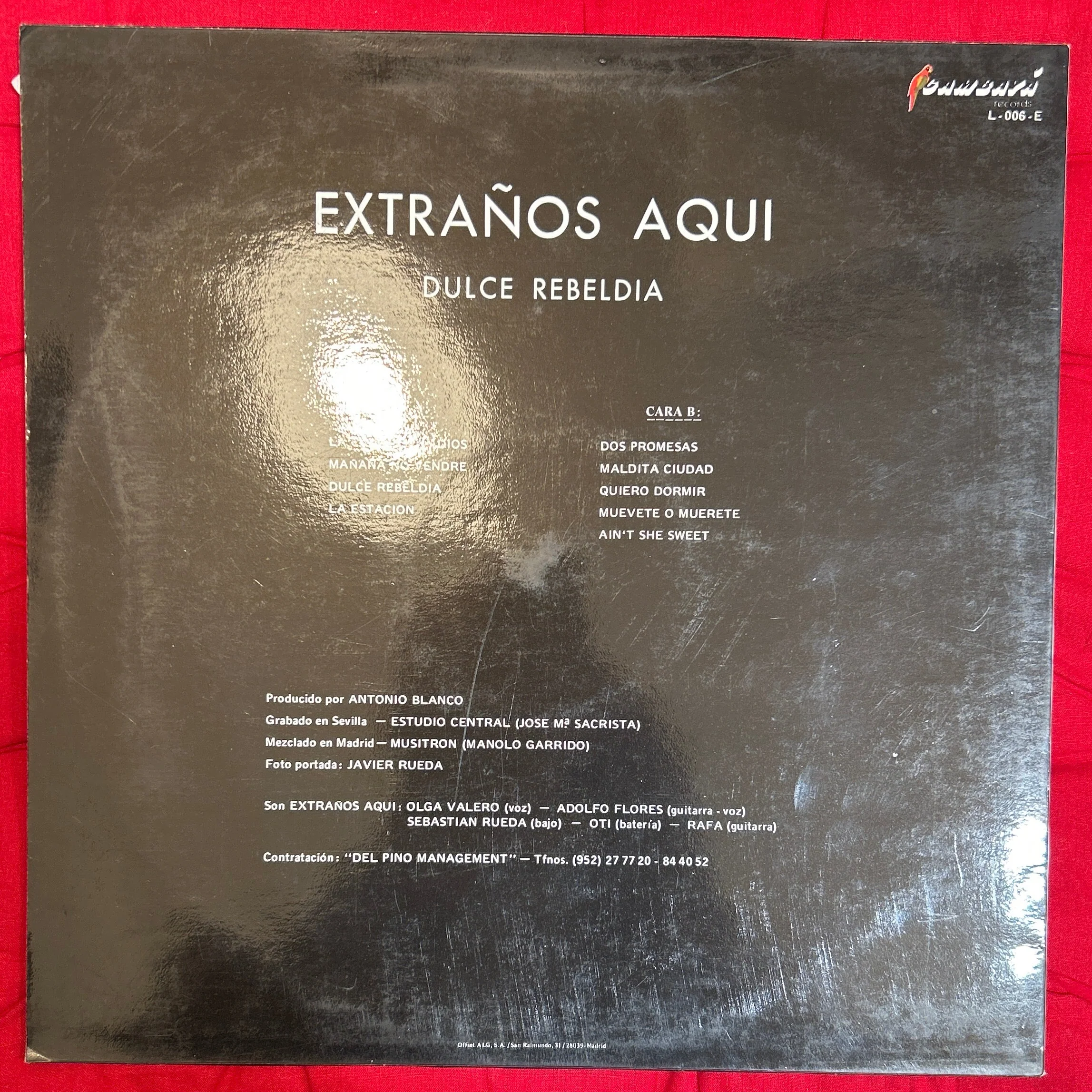 LP Extraños Aquí ‎– Dulce Rebeldia 2ª mano - Image 2
