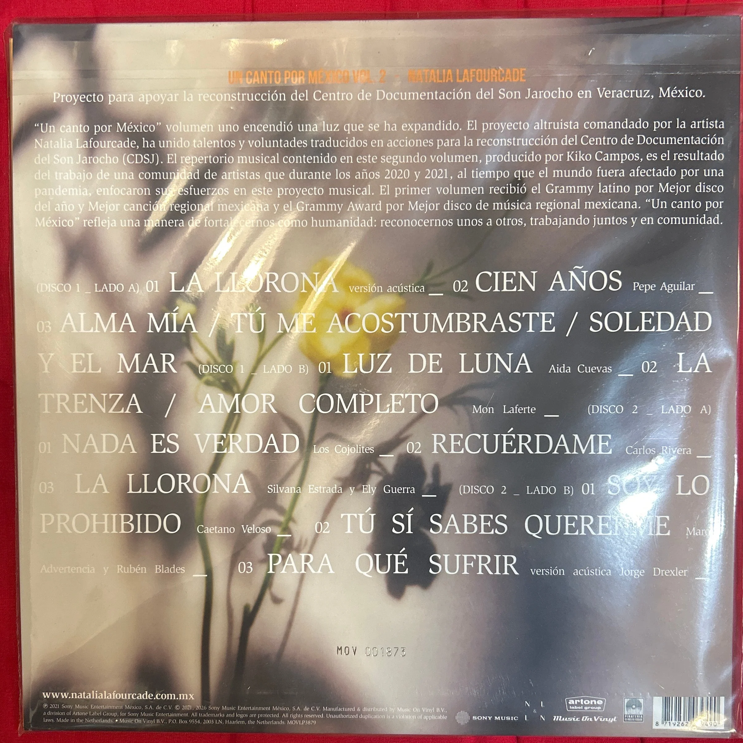 LP Natalia Lafourcade – Un Canto por México, Vol. 2 Nuevo precintado - Image 2